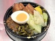 「魯肉飯弁当（ルーローファン）」（900円）