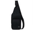 「PORTER / FLASH SLING SHOULDER BAG」31,900円（税込）