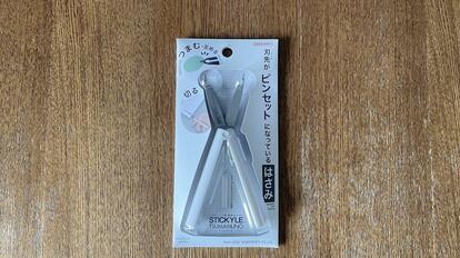 シールを貼るのにピンセットっている と思っていた私が変わった コレは さらに楽しい