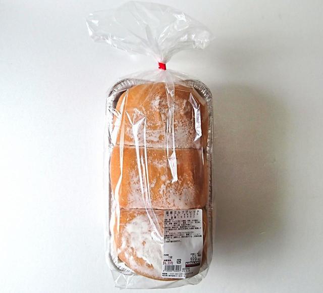 【カークランドシグネチャー　国産ミルクブレッド　1本（2.5斤）　599円】約2.5斤という、コストコらしいサイズ感