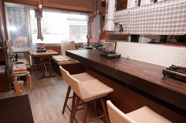 上野・御徒町「肉ランチ」／味ちゃん 上野御徒町店　内観