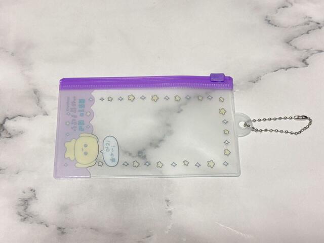 半透明なので中が見える仕様