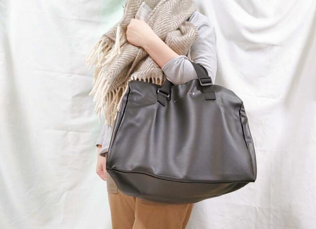 「MonoMax(モノマックス)4月号 付録はエストネーションのボストンバッグ」荷物を少なめにするとクタッとなり、カジュアル感アップ