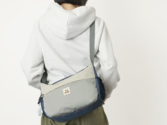 【ムーミン】ショルダーバッグは整理上手になれる、毎日のメインバッグに。