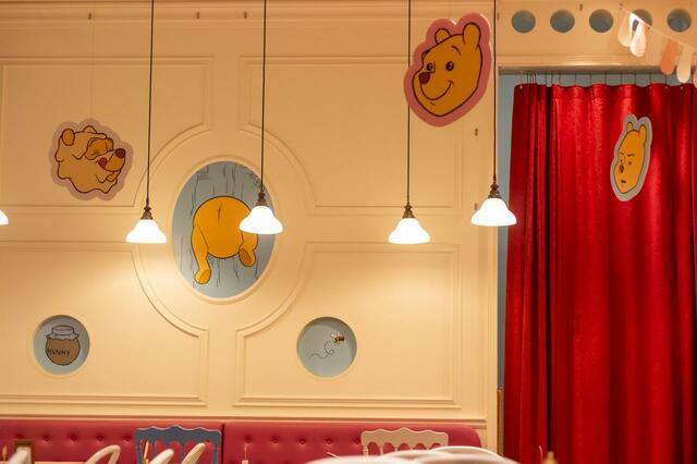 「くまのプーさん」FUNNY & HUNNY OH MY CAFE