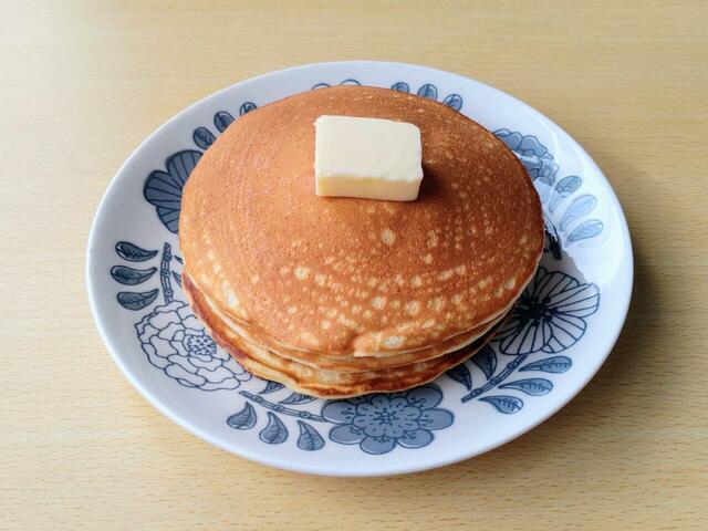 【コストコ オーガニック パンケーキミックス 300g＋900g 1298円】ふかふかのパンケーキが完成。トッピングはお好みで