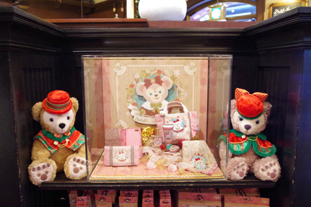 マクダックス・デパートメント・ストアではカワイイ展示がされています