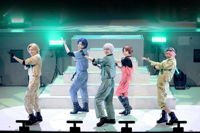 夢の世界に誘うアイドル集団―“エメ☆カレ”