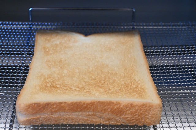 【アラジン グラファイト トースター（正直レビュー）】1分半焼いたトースト