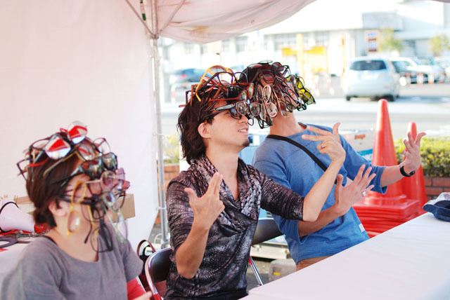 奇想天外!? 「めがねフェス2014」のおもしろイベントを見る