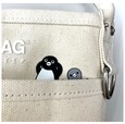 【Suica のペンギン VegieBAG MINI BUCKET】ポケットからSuicaのペンギンと子ペンギンがちらり♪