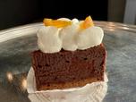 未体験の食感を経験させてくれる「チョコレートケーキ」／フキアージュ