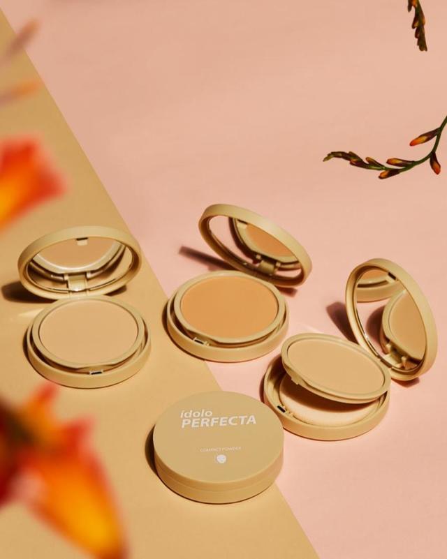 MISTINE　IDOLO　PERFECTA コンパクトパウダー