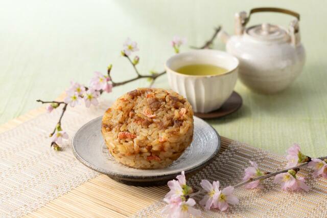 「天タレまぶしおむすび小海老入り」＜価格：138.24円（税込）＞【【セブン-イレブン】うれしい！おいしい！「春のごちグルメ」開催！春の行楽ににぴったりな全20品ご紹介♪】