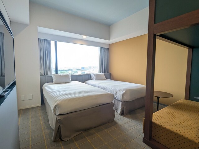 【星野リゾート 1955 東京ベイ】2段ベッドのある4名定員の「スーペリアファミリー」