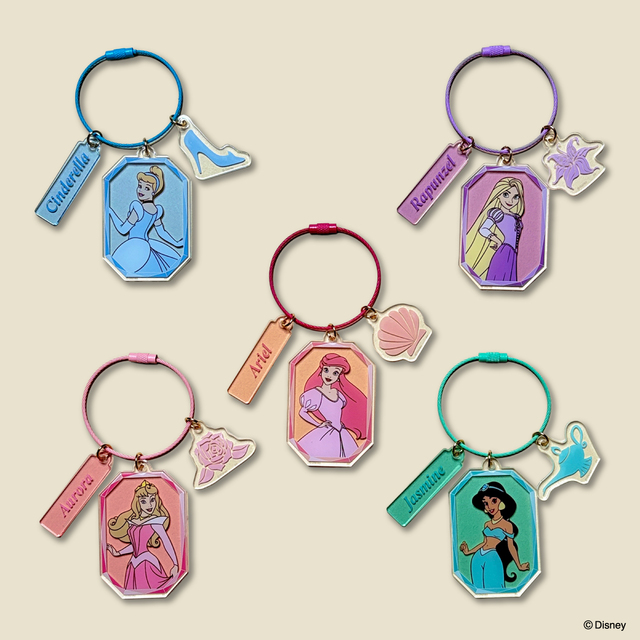 アクリルキーホルダー 各220円