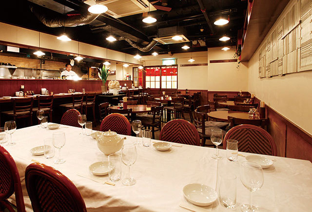 安うま餃子ランチ・新宿／九龍餃子房 秀　内観