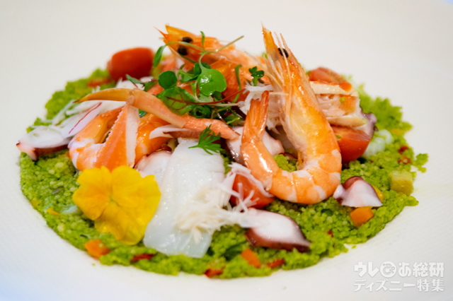 “ディズニー・イースター”ディナーブッフェ｜東京ディズニーランドホテル「シャーウッドガーデン・レストラン」