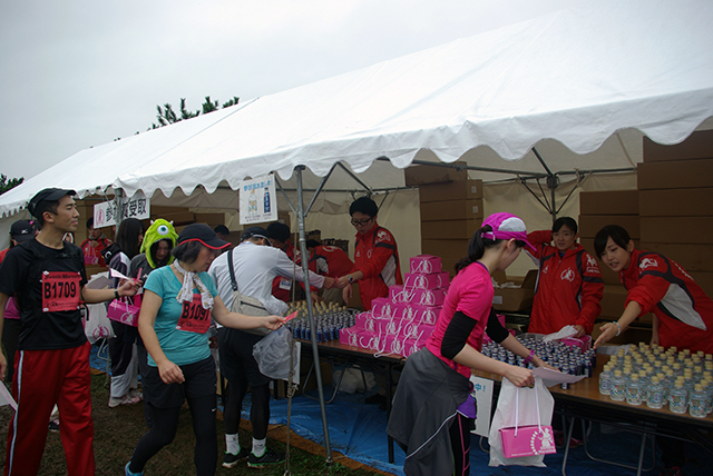 参加賞の引き換え。楽しみたのしみ！