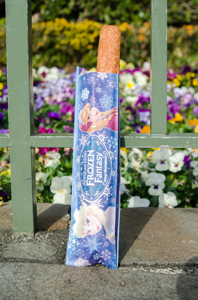 ティポトルタ(チーズクリーム&ラズベリー) ¥360