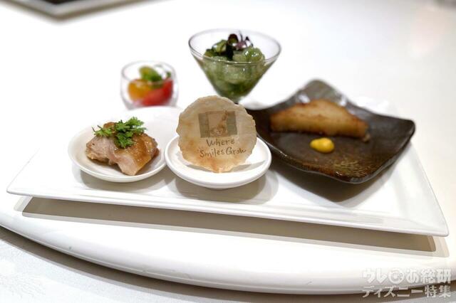 前菜5種もこだわりの一品ばかり【“ダッフィー＆フレンズのウェア・スマイル・グロウ” カントニーズランチ】