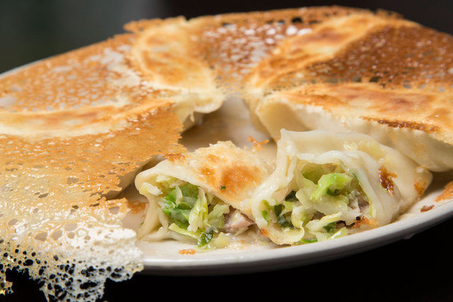 羽根木餃子（世田谷）　元祖ゴロゴロ肉 羽根木餃子（5個）