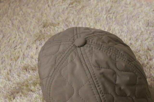 【ワークマン 防風・撥水ストレッチウォームキャップ】カーキのほかに、ピンク、ベージュも店舗で見つけました