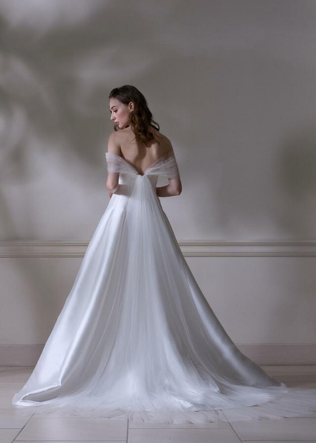 「DAVID K NEW YORK（デヴィッド ケイ ニューヨーク）」新作ウェディングドレス　NY-0124_Offwhite