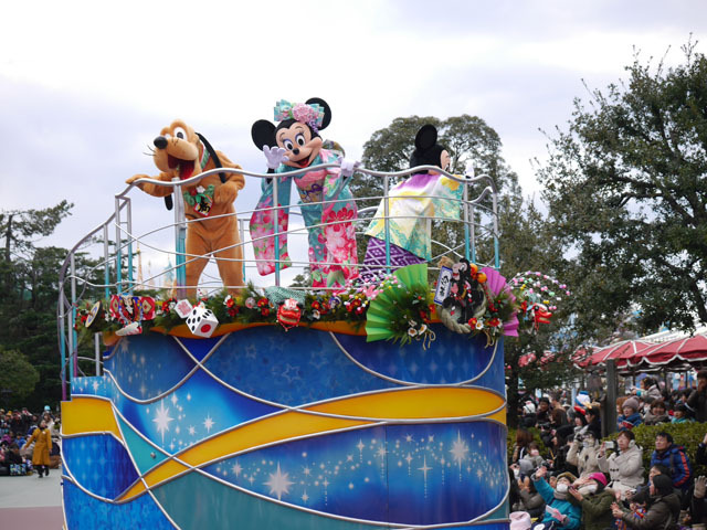東京ディズニーリゾートのお正月2015(TDLニューイヤーズ・グリーティング)5 ©Disney