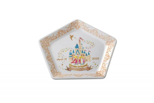 スペシャルスーベニアプレート 1,600円｜東京ディズニーリゾート40周年“ドリームゴーラウンド”スペシャルメニュー