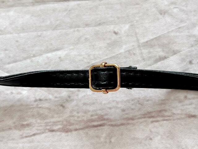 【Disney MICKEY MOUSE スマホショルダー BOOK】ショルダーストラップは、もちろん長さ調整可能です！