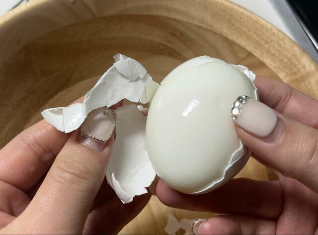 【ライフ 常陸の恵み 白たまご】一発でつるんと剥けました