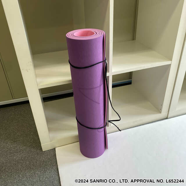 【サンリオキャラクターズ】ヨガマットはコンパクトに収納しておけて便利！