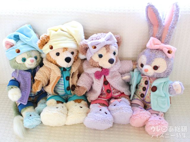 オータムスリープオーバーのパジャマを着たダッフィー&フレンズ