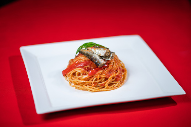 シャア専用レシピ「トマトソースパスタ」