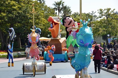 写真満載】ディズニーランド30周年新パレード『ハピネス・イズ・ヒア