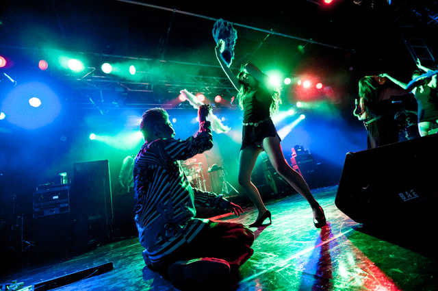 cali≠gari&ベッド・イン 撮影・市村岬