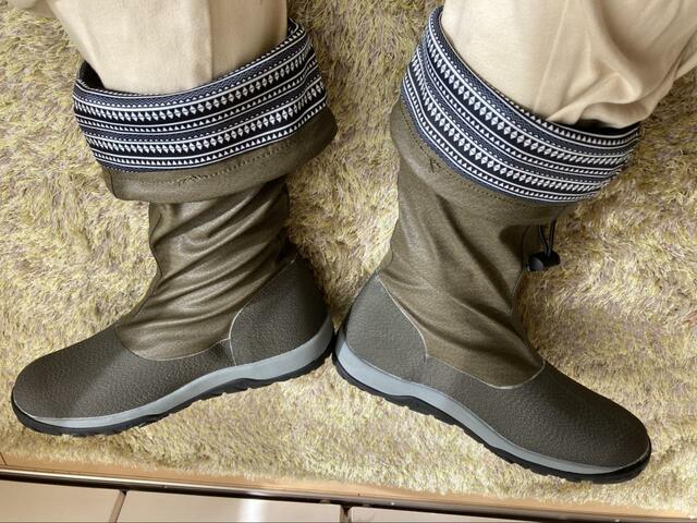 【ワークマン 防水FEST(フェスト)ブーツ】履き口を折ると模様が出てきます