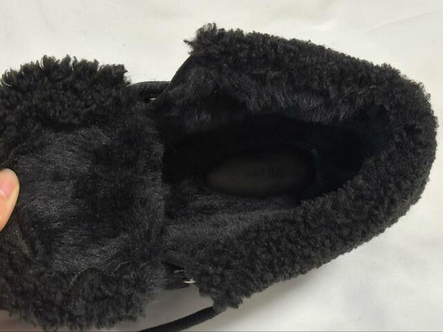 【niko and... オリジナルフェイクムートンモカシンブーツ】内側は足首から足先、足底までボア素材でふかふか!