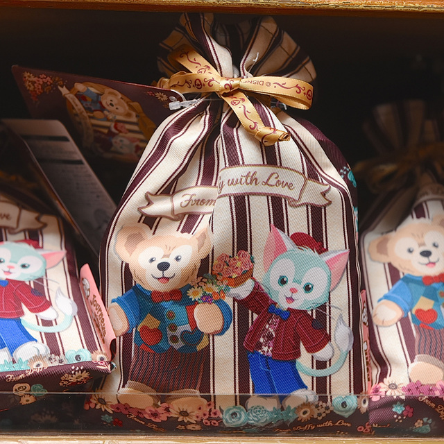 2016年「スウィート・ダッフィー」スペシャルグッズ｜東京ディズニーシー（撮影 / MezzoMiki）