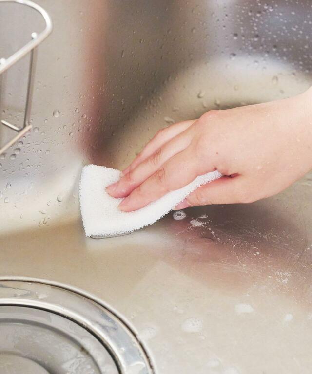 「めくって使える薄手スポンジ／KITINTO」330円（税込）