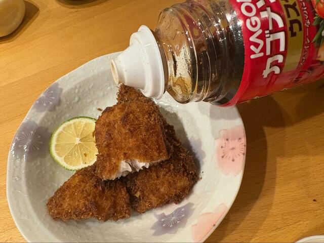 【コストコ AJIFLUFFY アジフライ】ウスターソースとの相性は抜群。タルタル、ポン酢などのアレンジも映えるので、いろんな味で楽しめます！