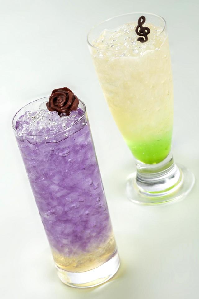 「シャーウッドガーデン・レストラン」スペシャルドリンク「美女と野獣魔法のものがたり」より「ファンタジーランド・フォレストシアター」より