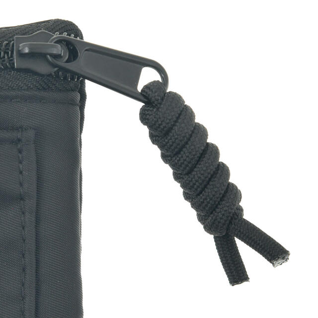 ミッキー ミニショルダーバッグ カラビナ付き ブラック パラコード Casual Bag 3,300円