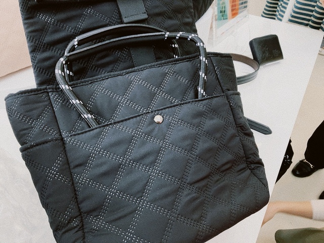 【ワークマン エンボスキルトミニトート】立体感のあるショルダー紐が特徴