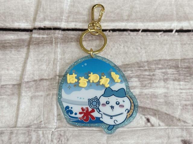 正面から押して外した文字パーツをアクリルプレートに嵌めれば完成！