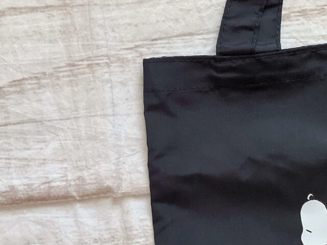 合わせるものを選ばないブラックカラー