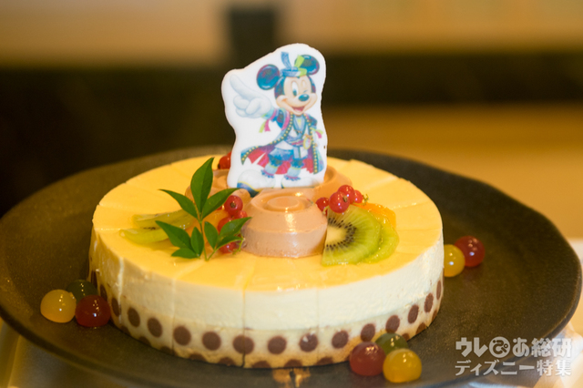 “ディズニー夏祭り”ランチブッフェ／ディナーブッフェ｜東京ディズニーランドホテル「シャーウッドガーデン・レストラン」