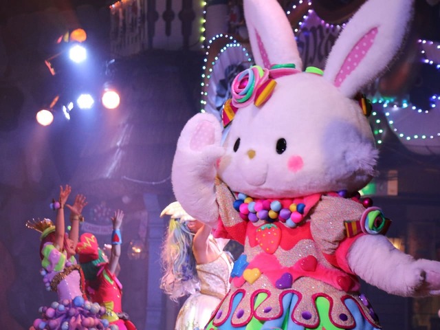 【サンリオピューロランド】「Miracle Gift Parade」劇中写真