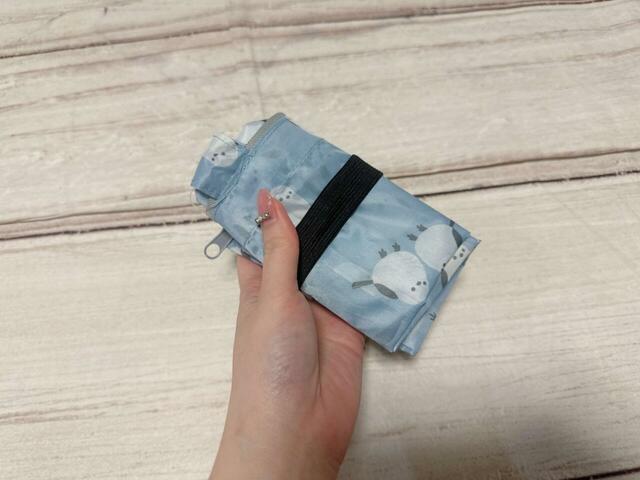 手のひらサイズにまとめられるので、持ち運びに便利